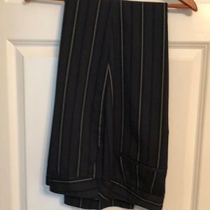 Ladies dress slacks. Front/back pockets, curvy sz 12. Blue w/black and cream.